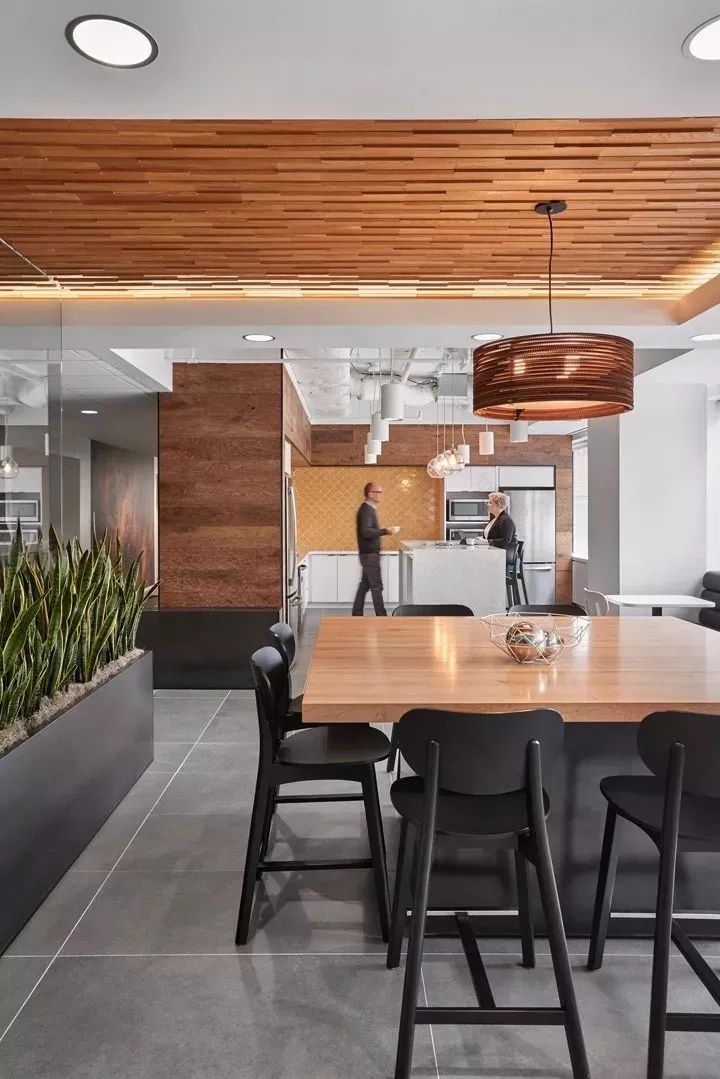 《国家地理》华盛顿总部,现代办公空间的新典范-12