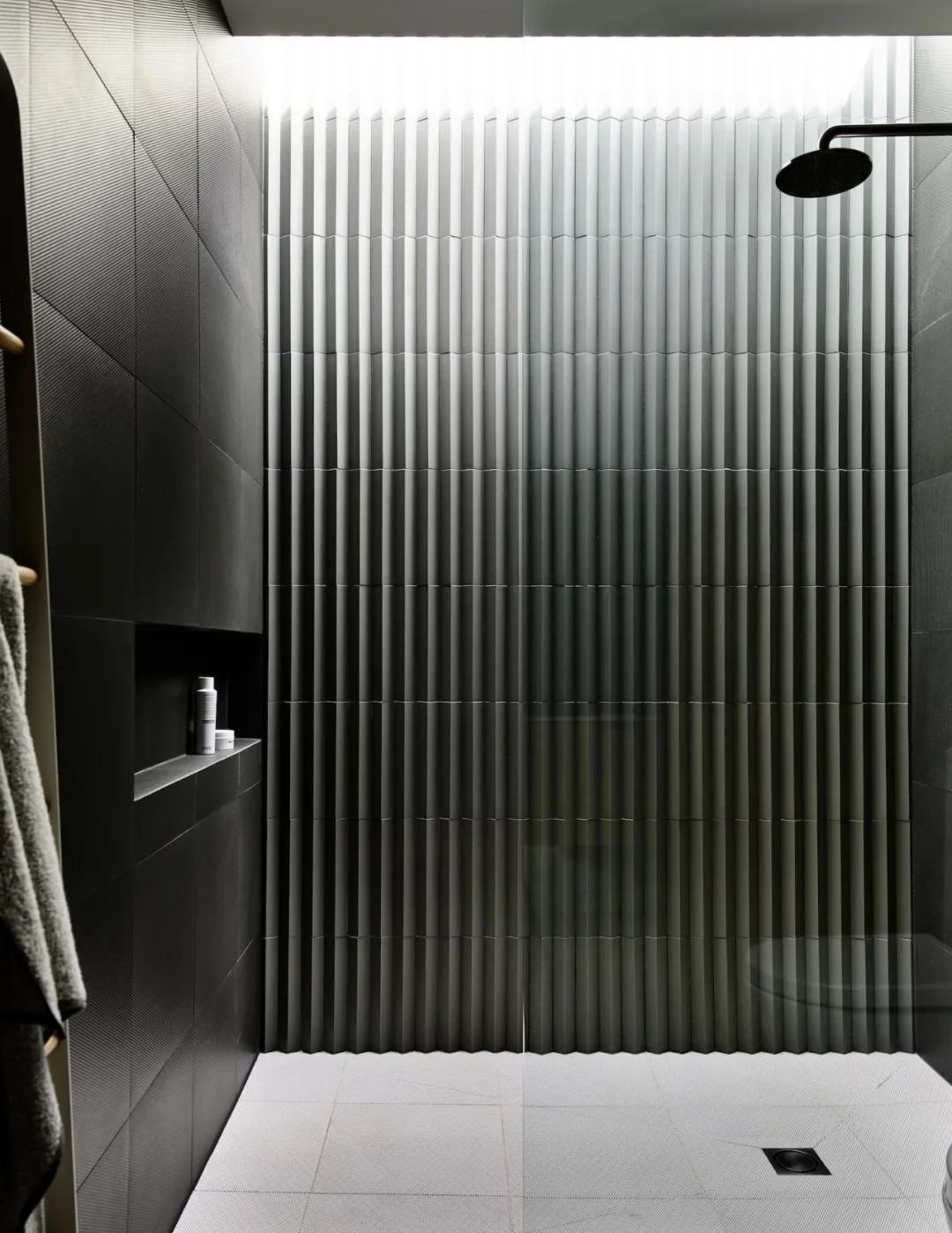 Bek Sheppard--简约现代住宅，用木材打造出温暖舒适的家-77