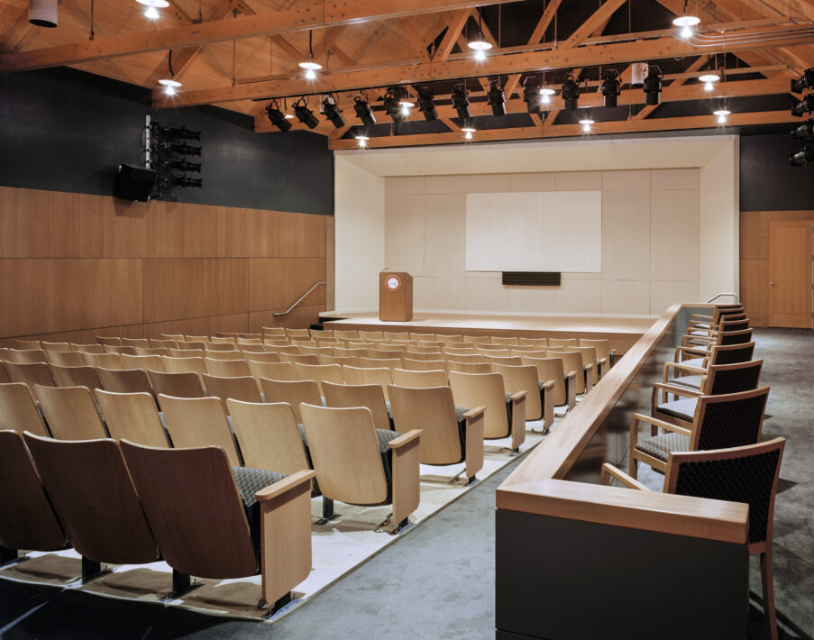 Franklin Delano Roosevelt Presidential Library: Henry A. Wallace Visitor & Education Center - Perkins Eastman-7