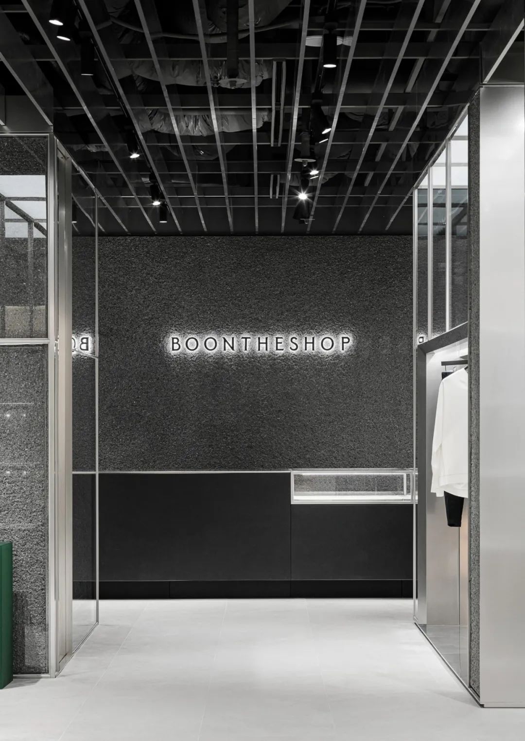 韩国 WGNB 设计公司打造“年度工作室”-37