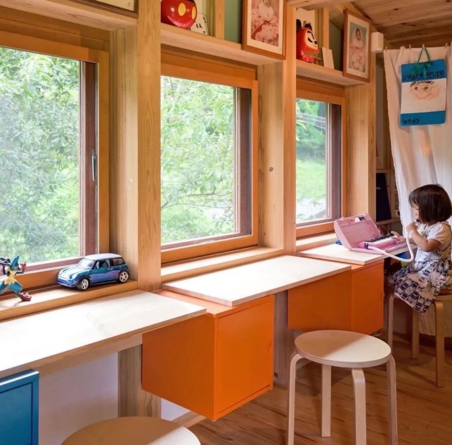 三胎家庭住进深山10年,人均6㎡卧室,却坐拥整片山林-107