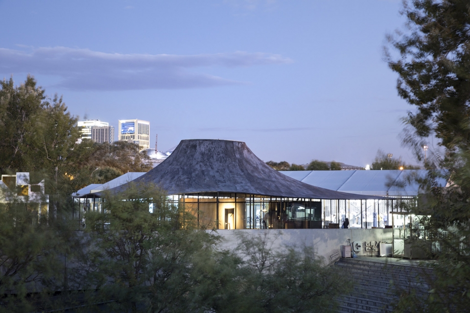 《亼屮囗》设计-11