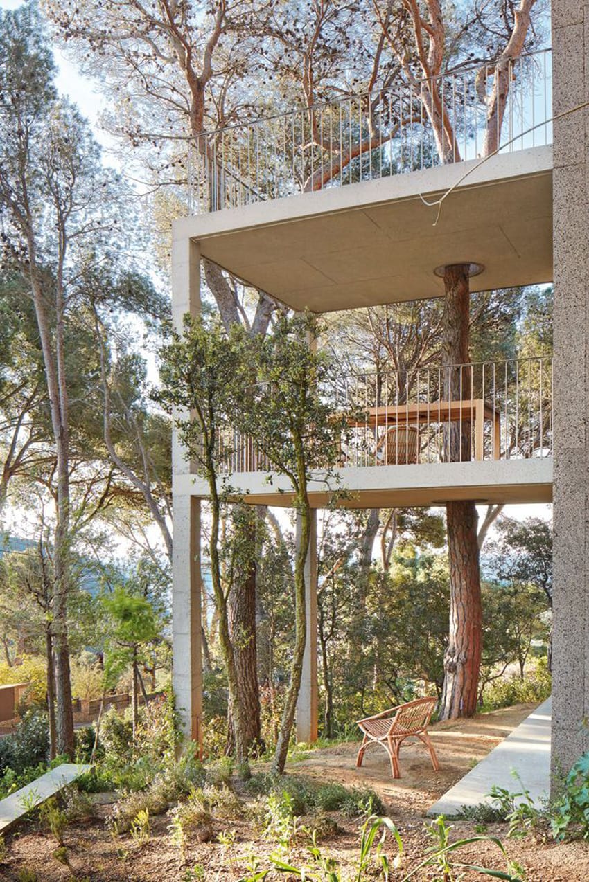 森林中的隐秘居所——西班牙 Costa Brava 两座 Cork House-21