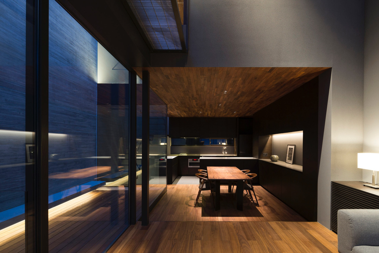 东京老城区的度假村式庭院住宅-32