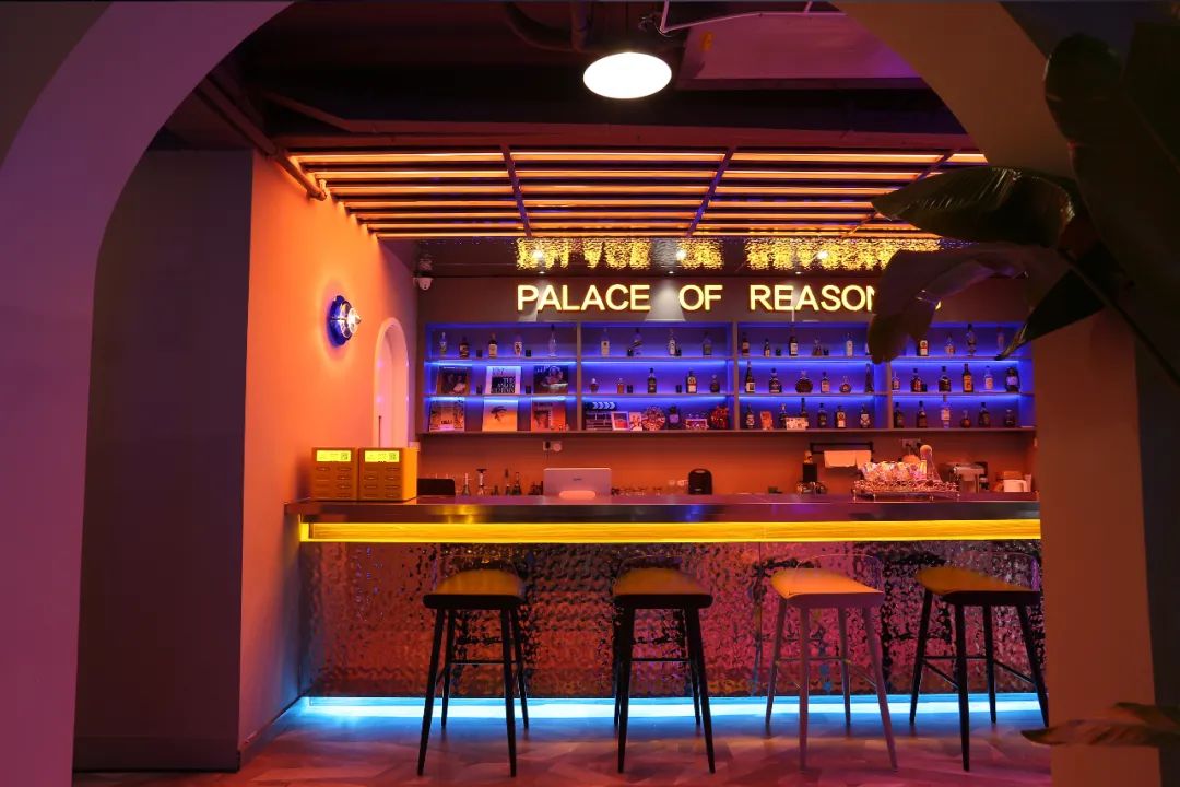 穿越时空的赛博朋克剧本杀馆·连云港 ERROR·404丨中国连云港丨点度空间设计-20