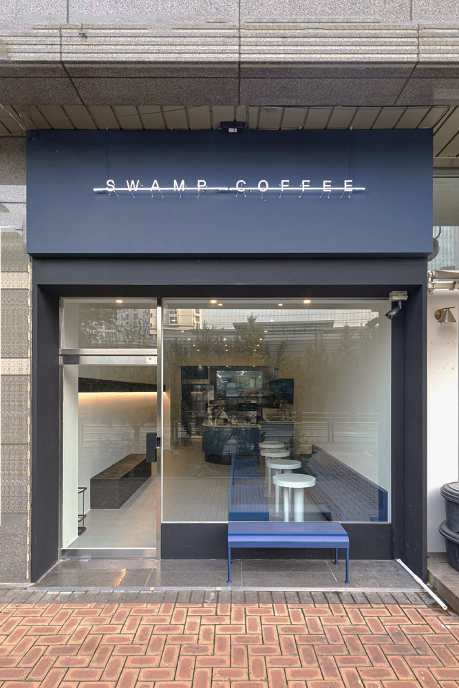 13 坪蓝色魅力咖啡厅，室内设计诠释简约时尚-13