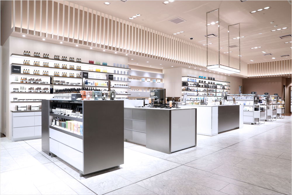 东京伊势丹男士店焕新升级，呈现奢华购物体验-0