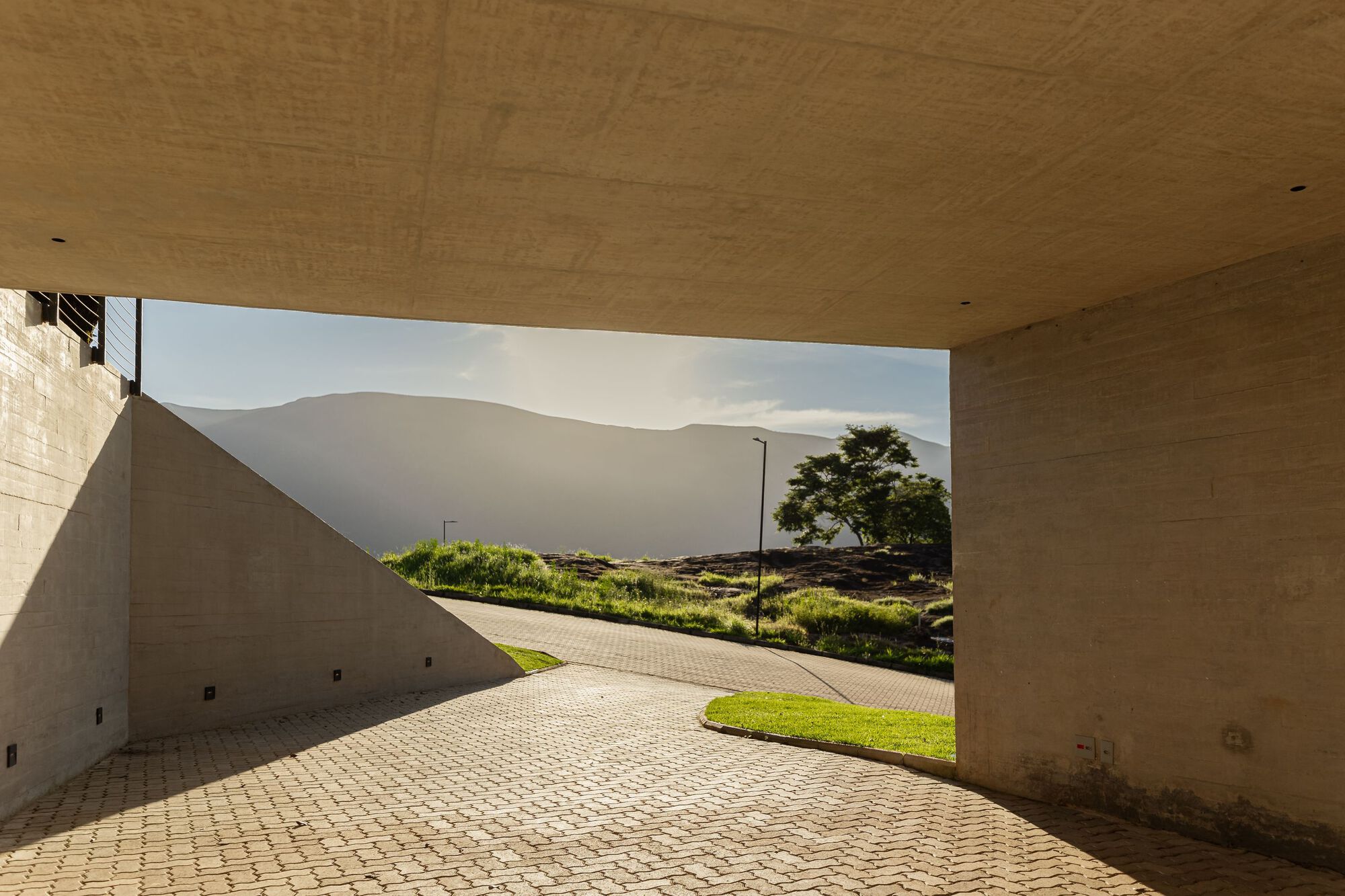 别墅建筑丨巴西米纳斯吉拉斯丨TETRO Arquitetura-37