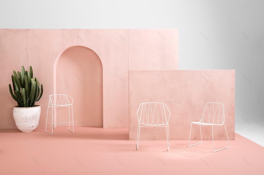 金属条纹桌椅系列 / Tom Fereday-13