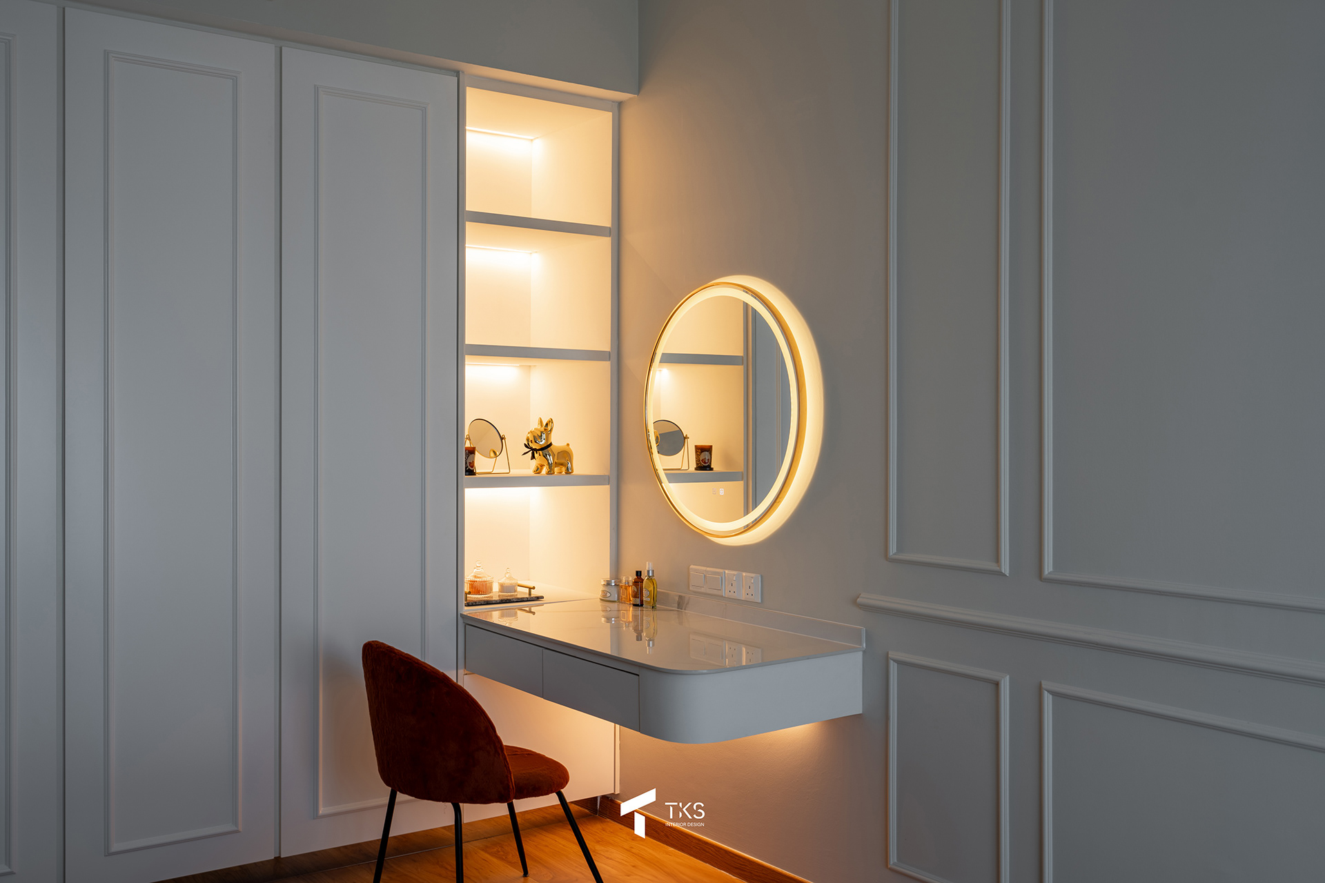 "Streamlined Contemporary French Design" @ EAST PARC-45