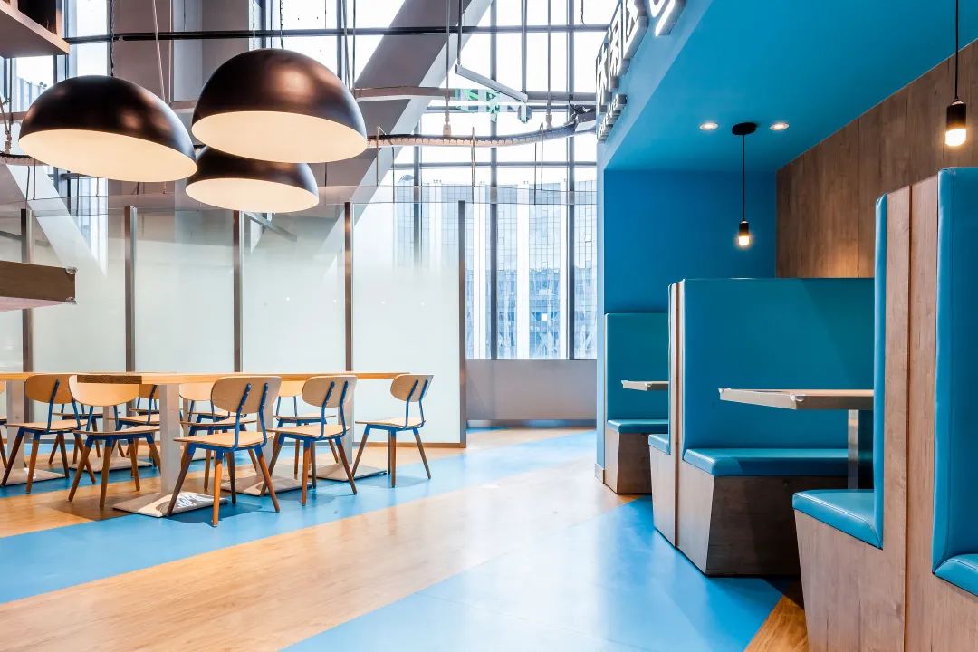 阿里巴巴盒马机器人餐厅-13