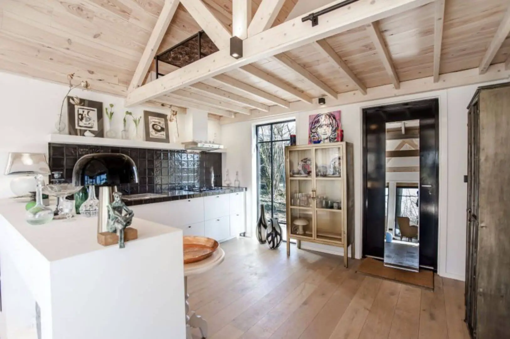 荷兰木屋假期 | 绿意盎然的现代设计-10