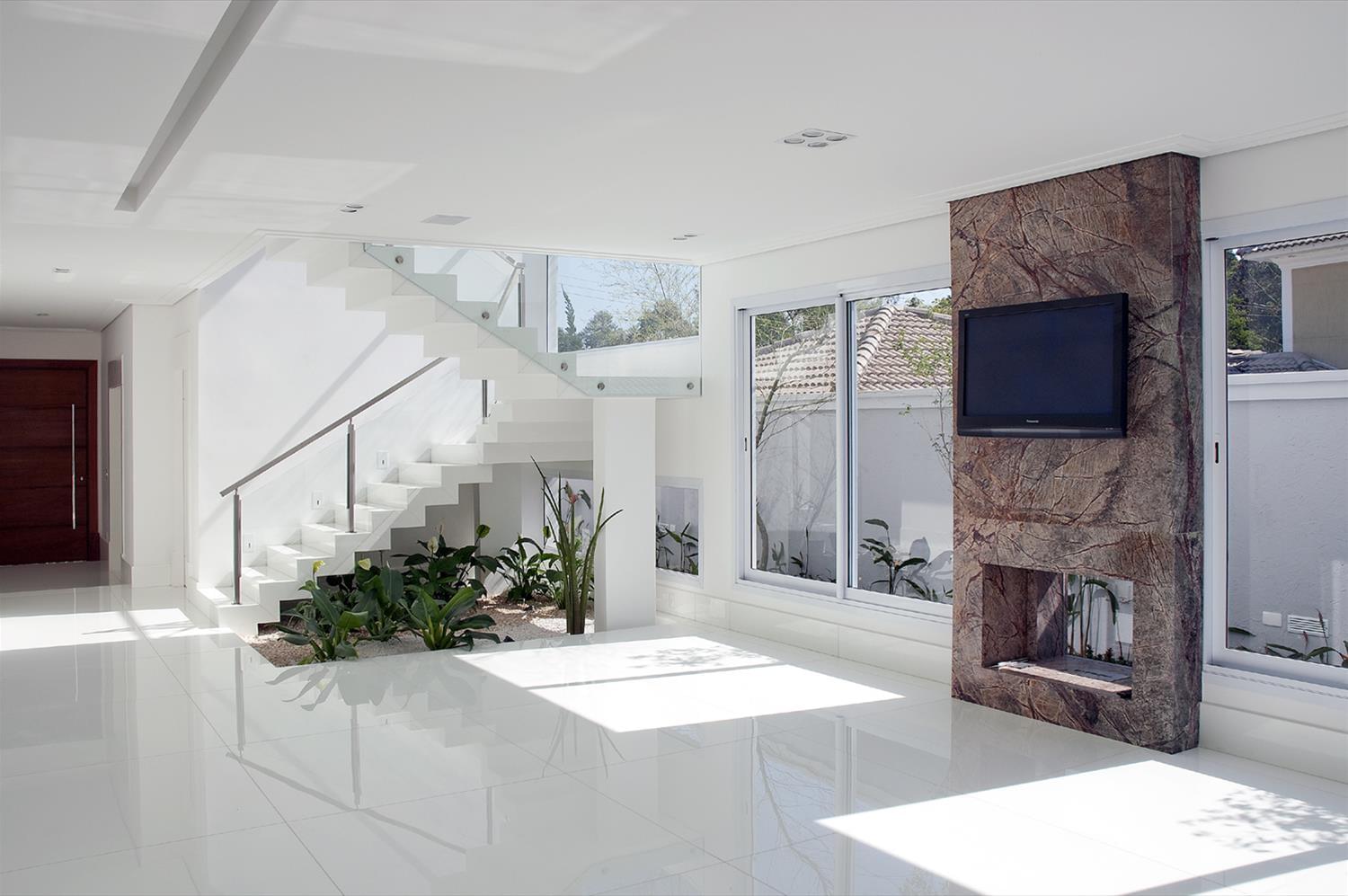 巴西钢架住宅设计典范-6