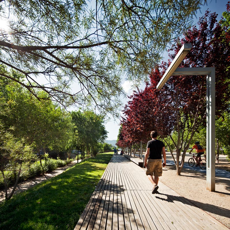 里埃拉德桑特克莱门特公园景观步道-2