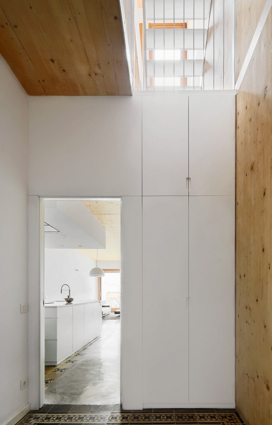 Energy-Efficient Home Built Between Two Dividing Walls in Terrassa, Barcelona-9