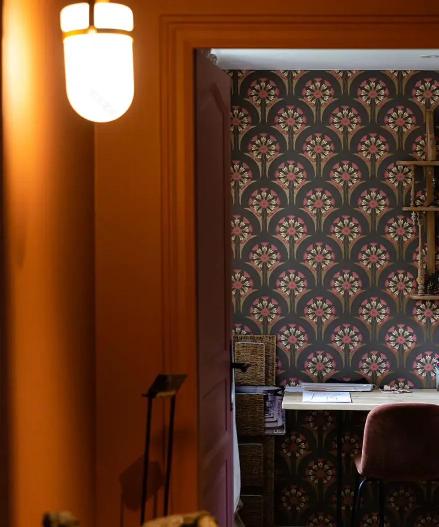 色彩墙纸打造温馨当代家居-10