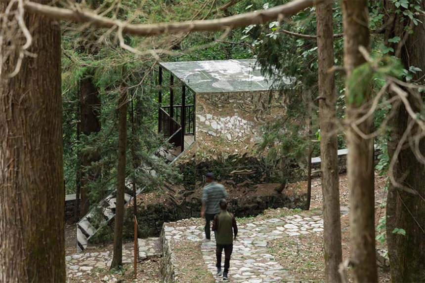 一座松树林中的公共纪念公园（Sensorium Park）丨印度丨Compartment S4-8