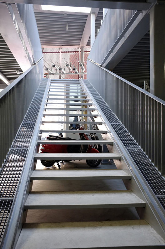 Bicycle Parking De Snelbinder Kraaijvanger Urbis with Donald Osborne Architect-8