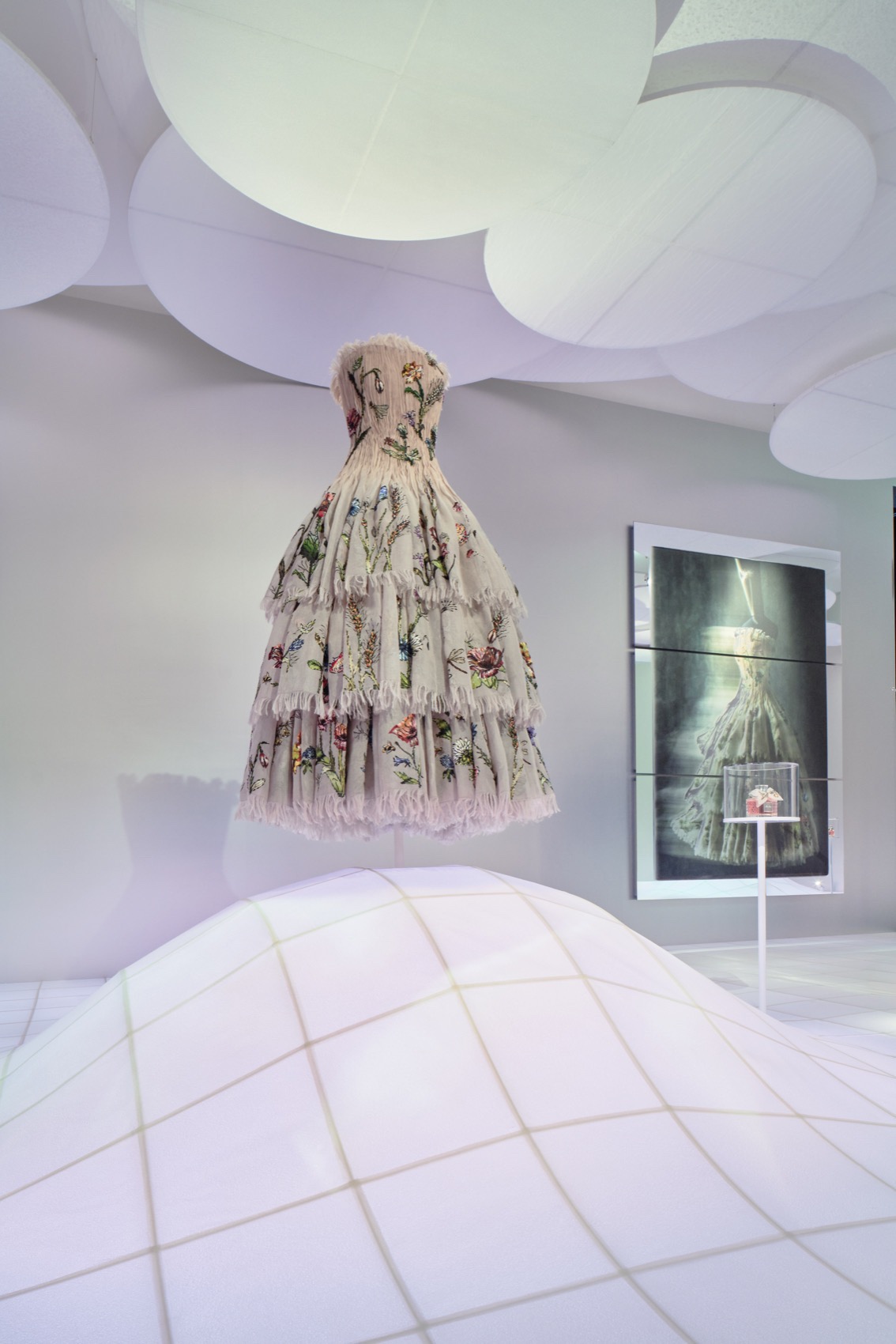 Stories of a Miss展览，日本 / OMA-74