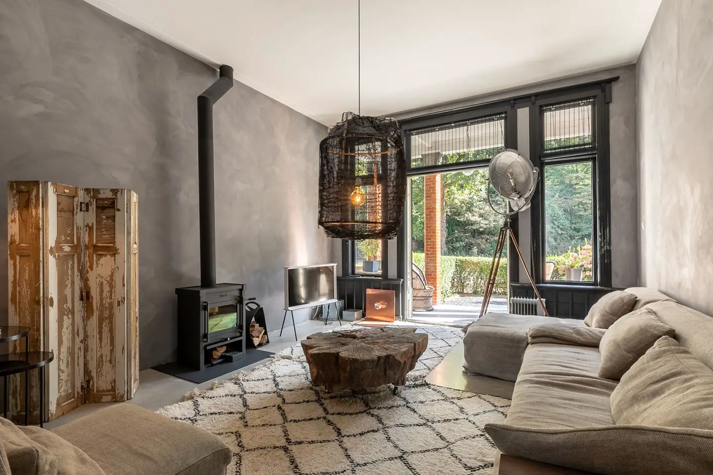 荷兰 Haarlem 百年老宅的时尚民族风设计-1