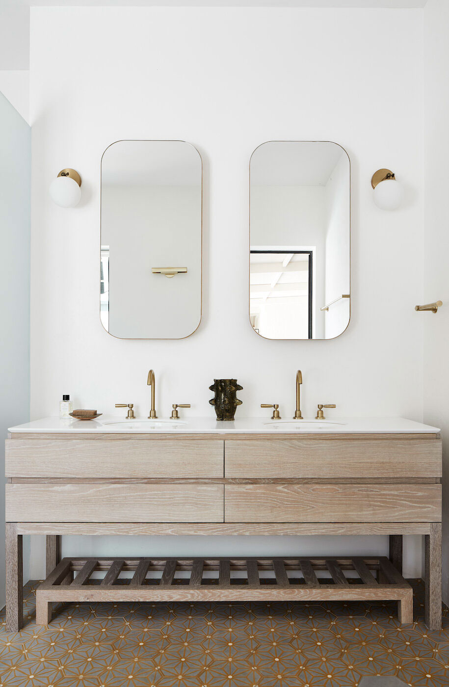 澳大利亚历史悠久的拜伦湾别墅现代内饰设计-8