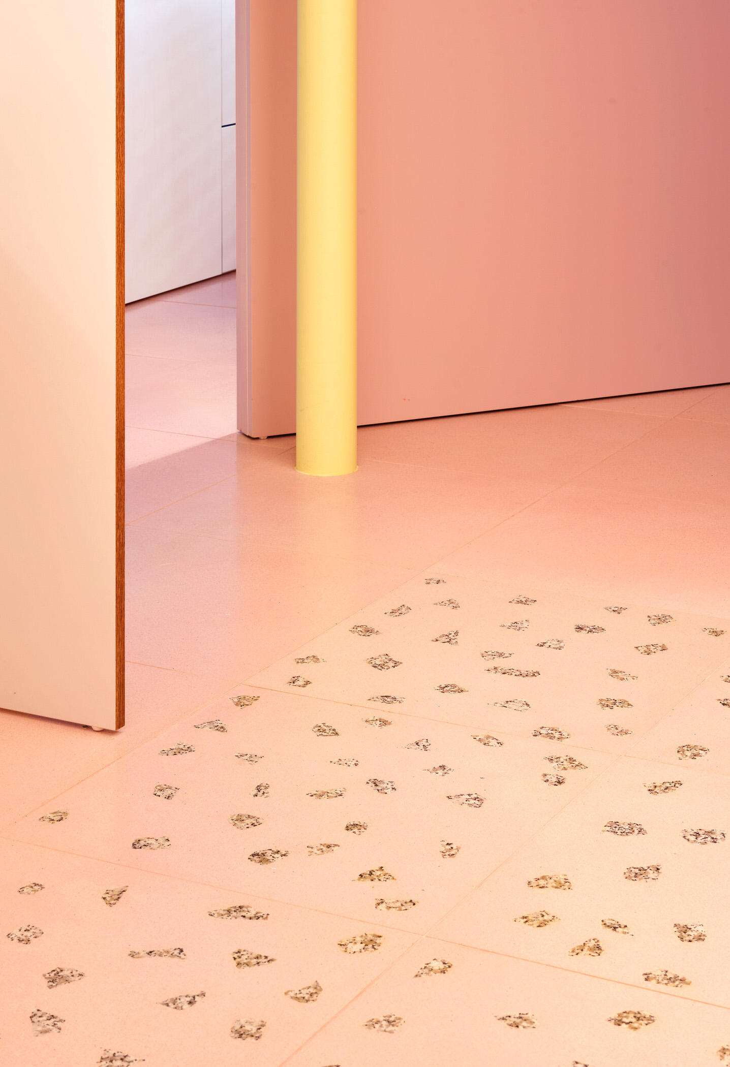 多彩“蛋糕公寓”丨西班牙巴塞罗那丨西班牙 AMOO 设计事务所-35