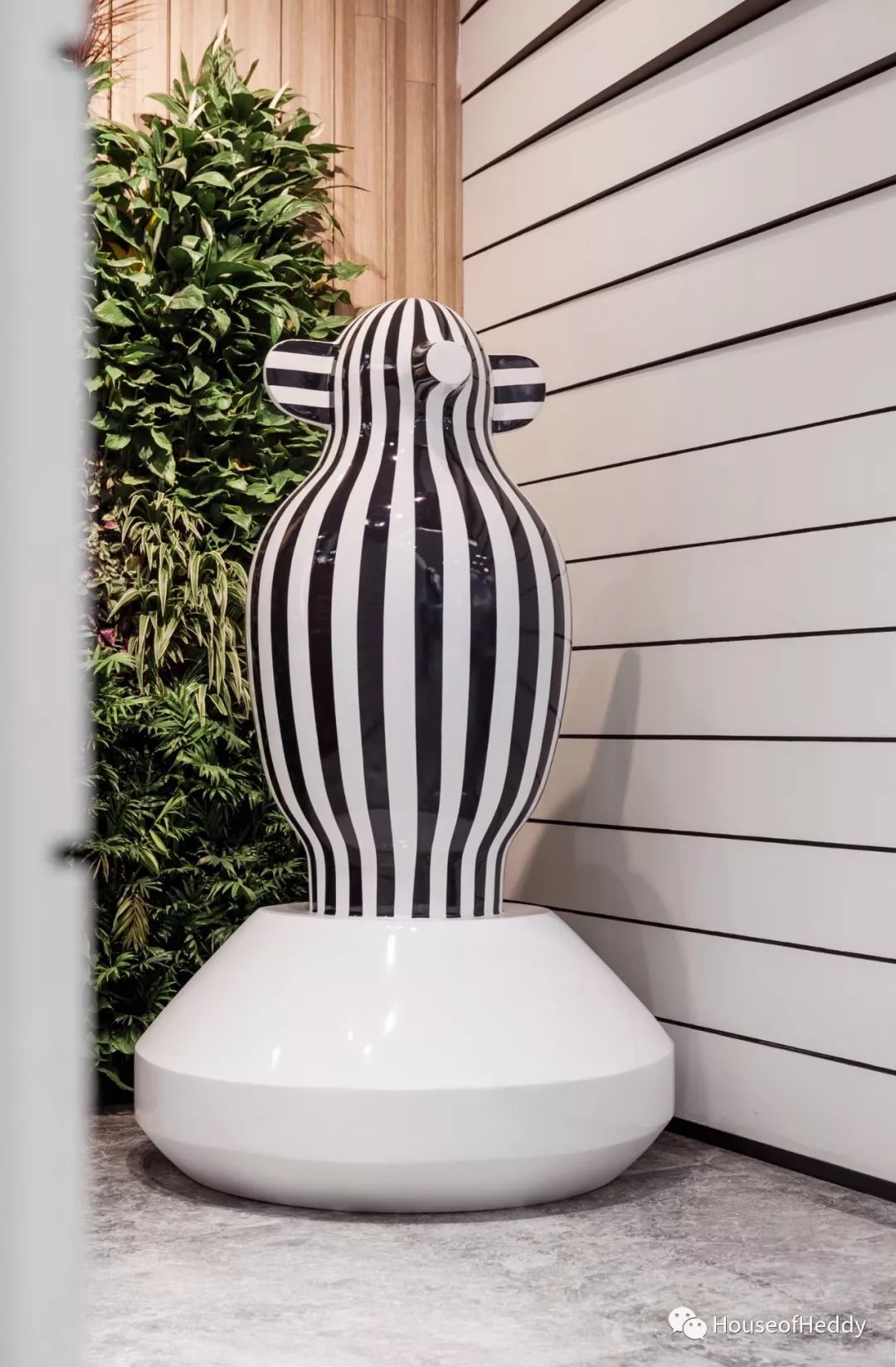 首发 | 龙湖 · 九里晴川 · 揽境 | 绿意未来感的销售中心-90