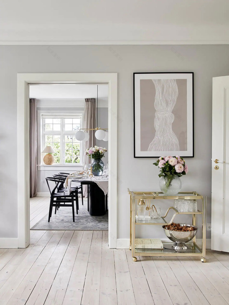 丹麦百年历史别墅的现代放松设计-6