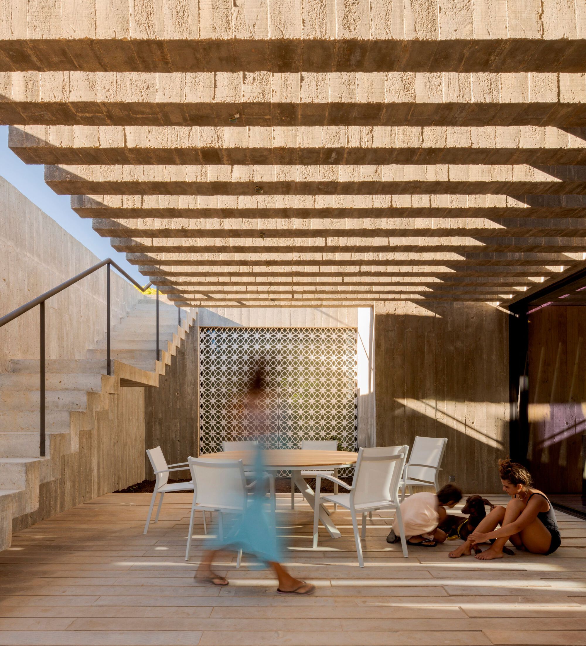 普拉亚韦尔德的房子丨葡萄牙丨Atelier Central Arquitectos-26