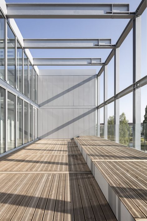 融入乡村环境的 ENSAE 学院,轻盈钢构展现简约抽象之美-32