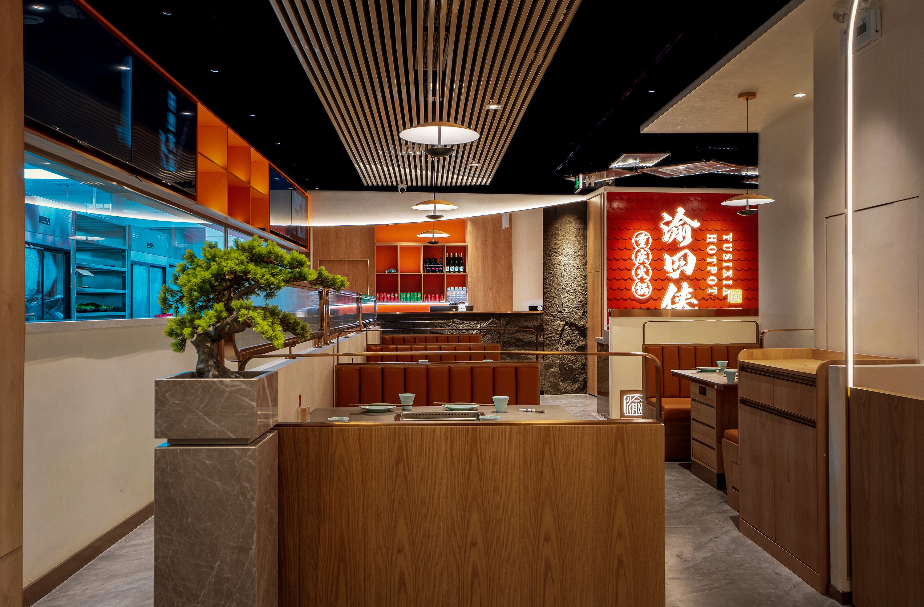 渝四侠重庆火锅丨中国青岛丨千及设计-11