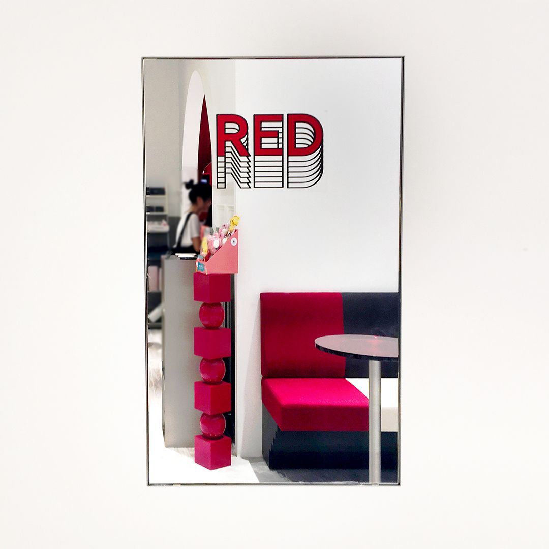 “流量收割机”，开了全球首家线下体验店-58