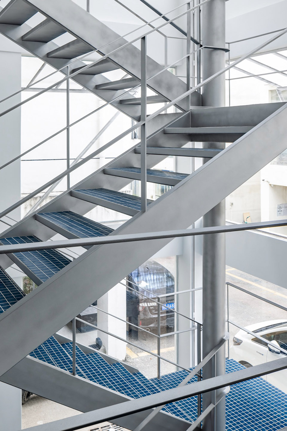 Heyi office 丨中国广州丨偏离空间设计-40