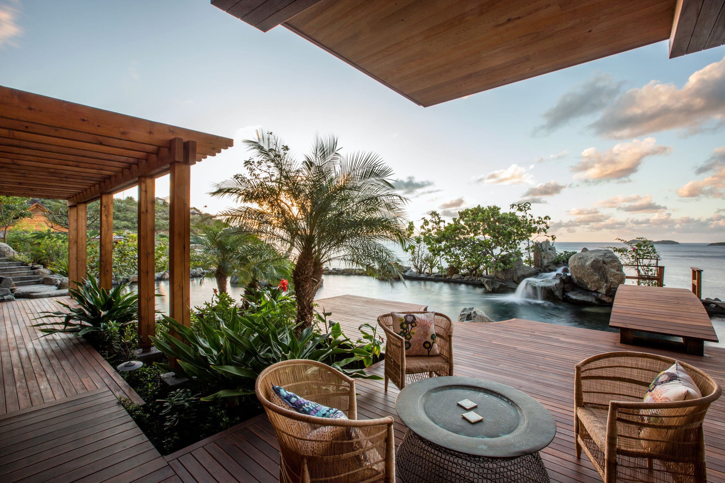 Kurisu International-1