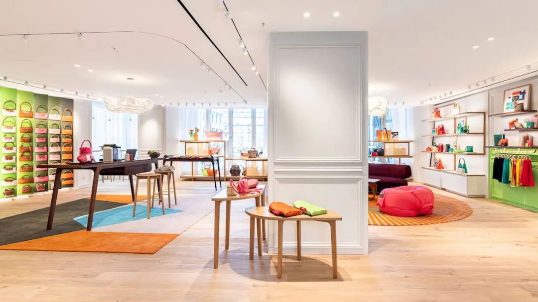 Longchamp 新店设计丨法国巴黎丨Ganter 团队-3