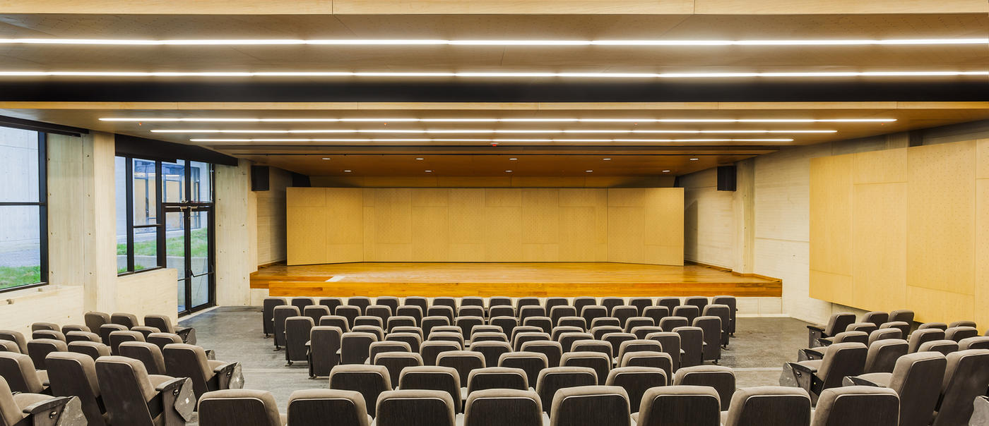 用混凝土打造木质纹理，在清新通透中学习-8