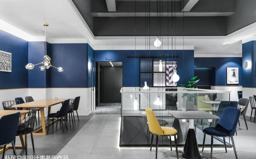 蜕变姑娘的咖啡空间-13