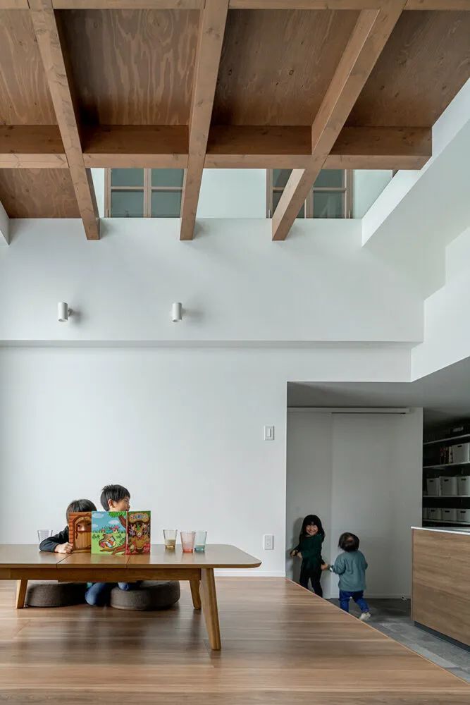 有四个孩子的房子丨日本丨Ryuji Yamashita Architects-15