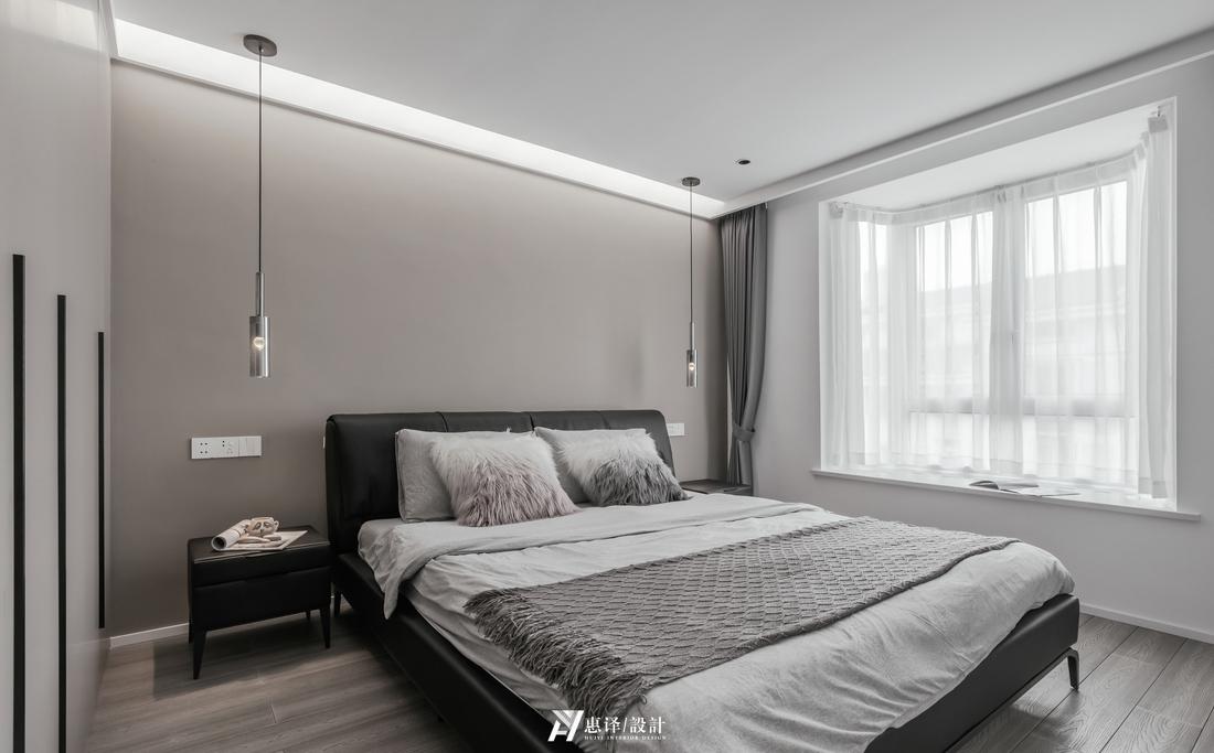 平层高级黑白灰+暖橙色室内设计丨惠译设计工作室-17