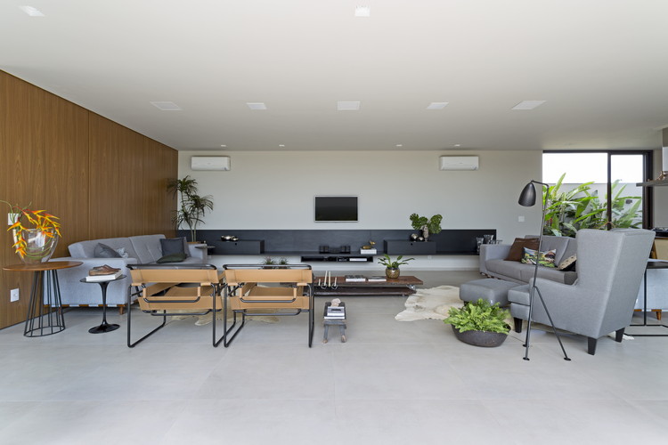 巴西“一号房子”自然光开放式设计-7