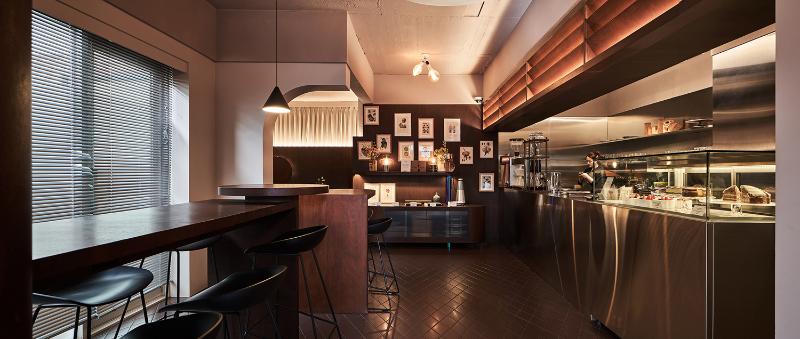 感性空间重塑，103 平米咖啡服饰店室内设计展示-6