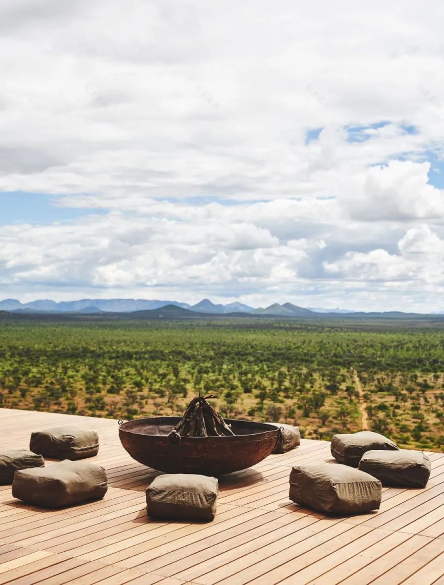 纳米比亚山顶野奢酒店,融入本土文化的生态度假胜地-13