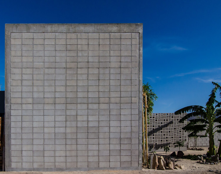 Uncles House  Paola Ruffo Ruffo – Montserrat Perpuli Hallal Arquitectas-17