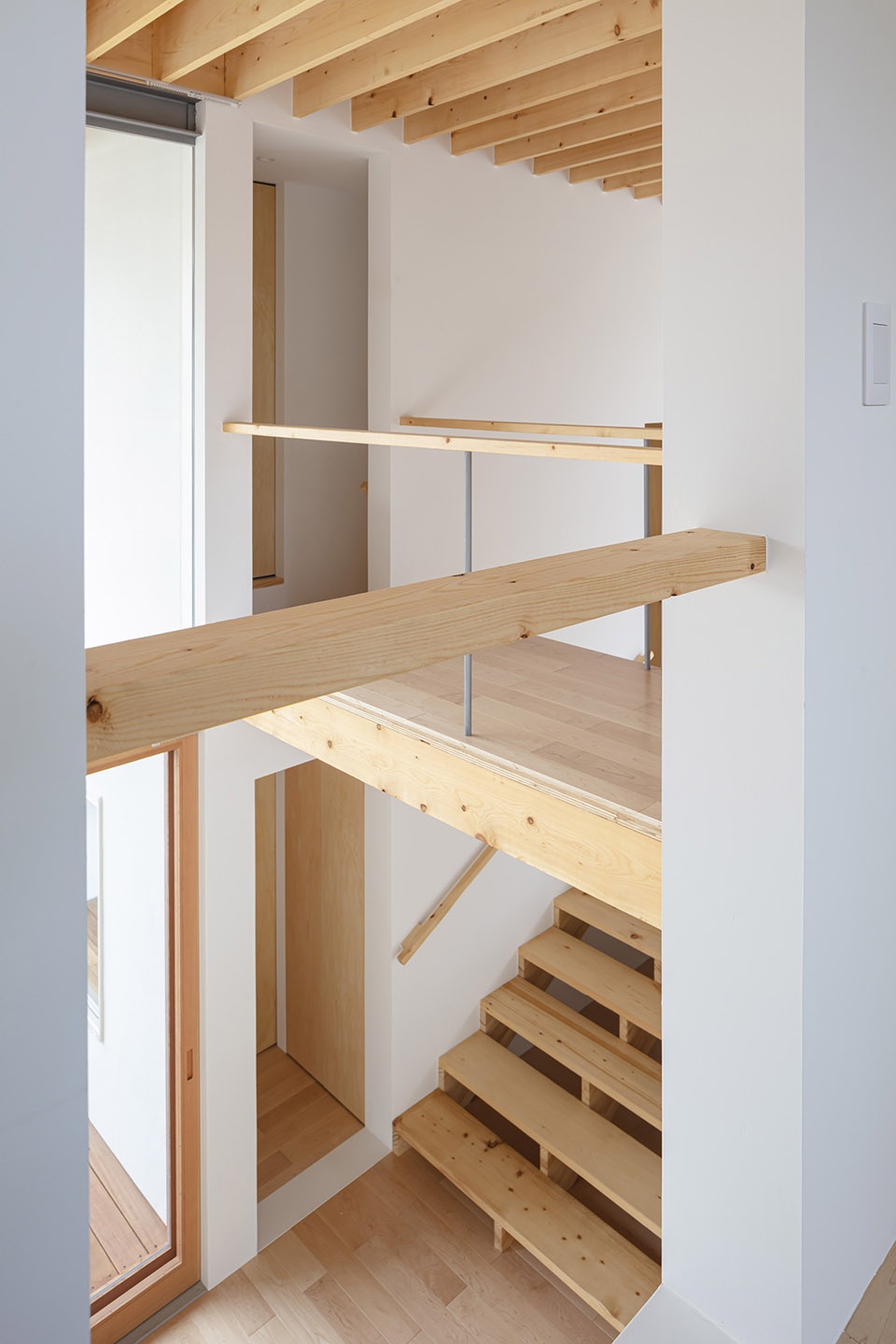 日本三好市爱知县钩状多层交叉房屋设计丨日本爱知丨IHARA Masaki + IHARA Kayo,ihrmk-32