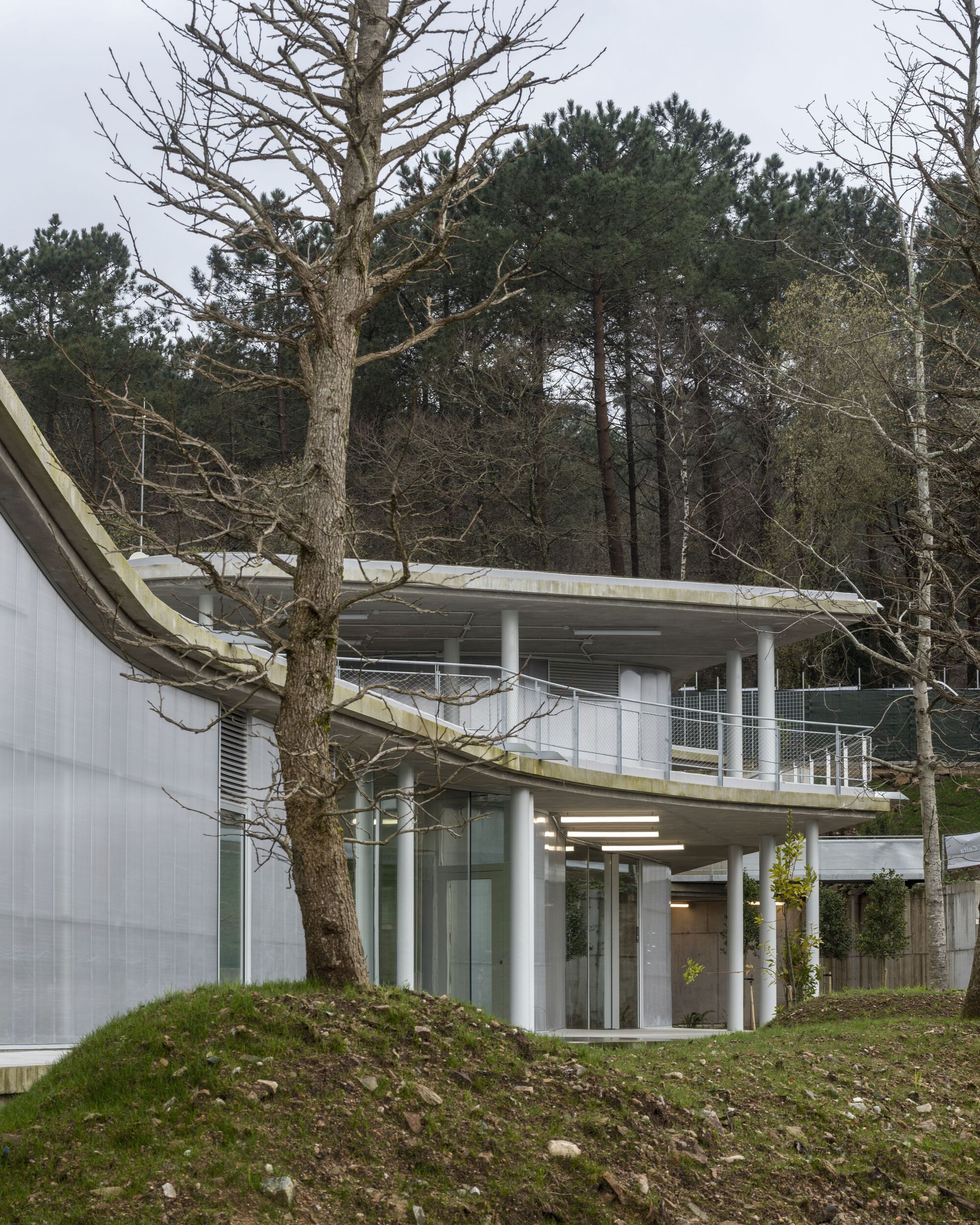 阿富特扎运动场丨西班牙丨Irisarri + Piñera-10