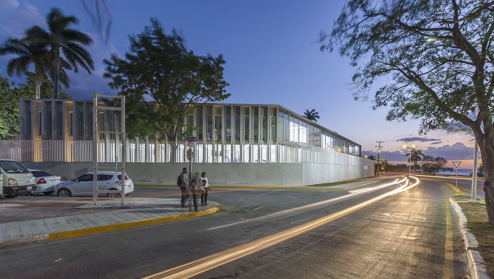 Interamerican University 校园建筑设计-4