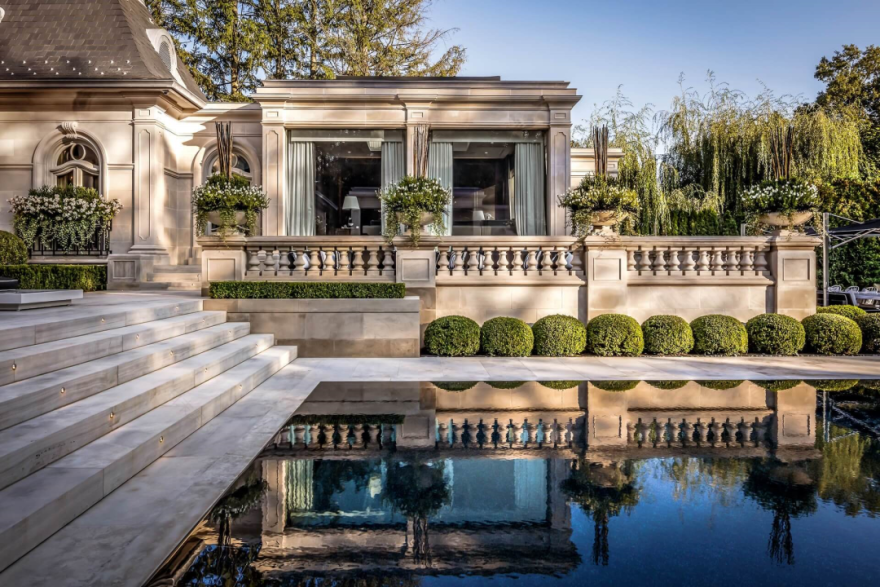 Drake 亿元豪宅揭秘,现代奢华与古典艺术的完美融合-113