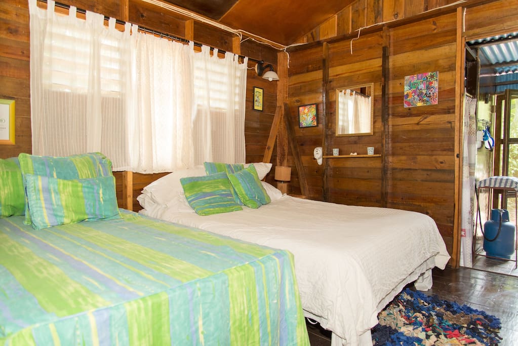 小型柚木房屋-18