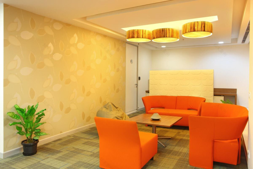 印度 Informatica 办公室 · 创意照明点亮空间-9