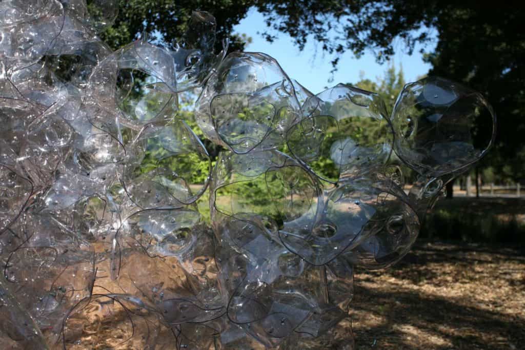 星云·巴赫建筑事务所 

注：Nebulate常见基本释义为星云状的 ，这里推测为公司名称音译为星云 ；Architecture在这种语境中常表示建筑事务所具体翻译可根据实际情况调整 丨未明确提及单一设计方,涉及学生及Jun Sato-1